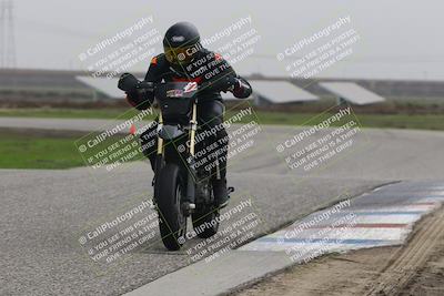 media/Nov-30-2025-TrackDaz (Sun) [[d8b22663df]]/B Group/Session 5 (Wheelie Bump)/